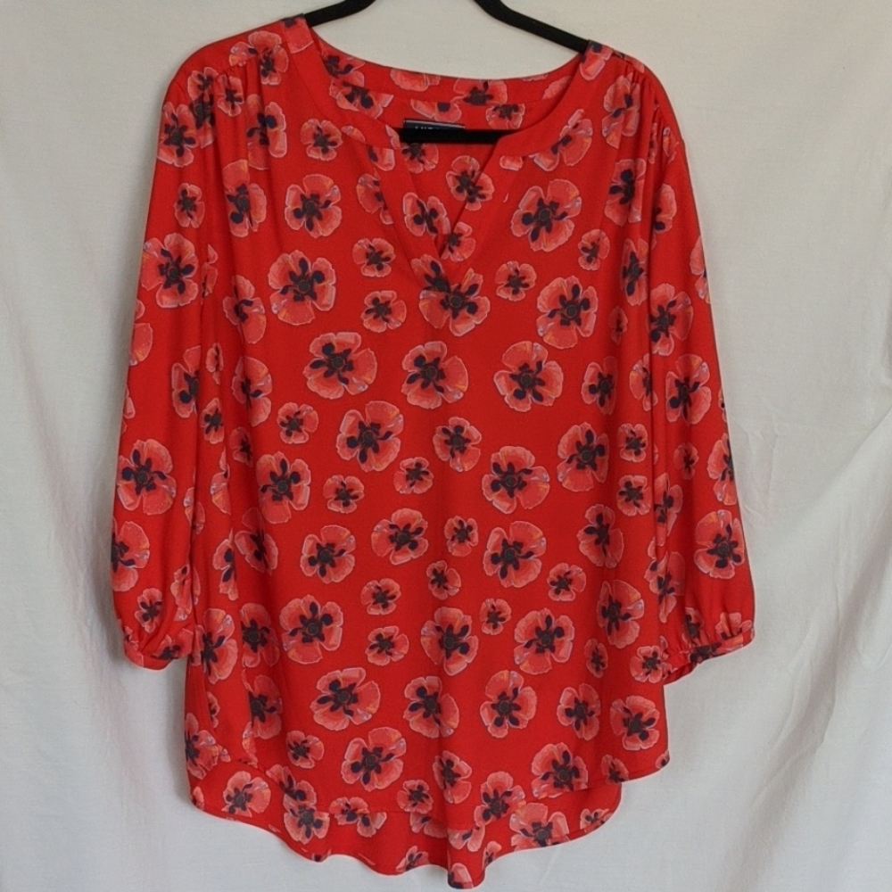 Women's size 20 Lands End red and navy blue blouse